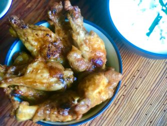 hot wings made with GEORGE’S® Buffalo Wing Sauce