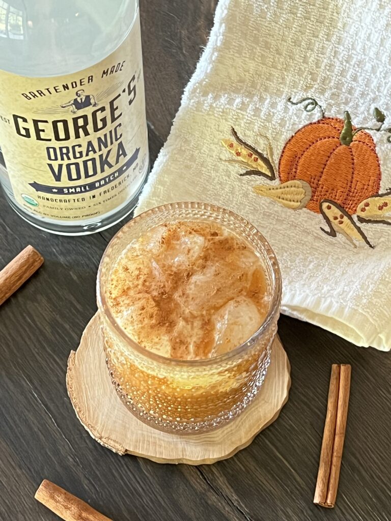 Pumpkin Spice White Russian cocktail recipe